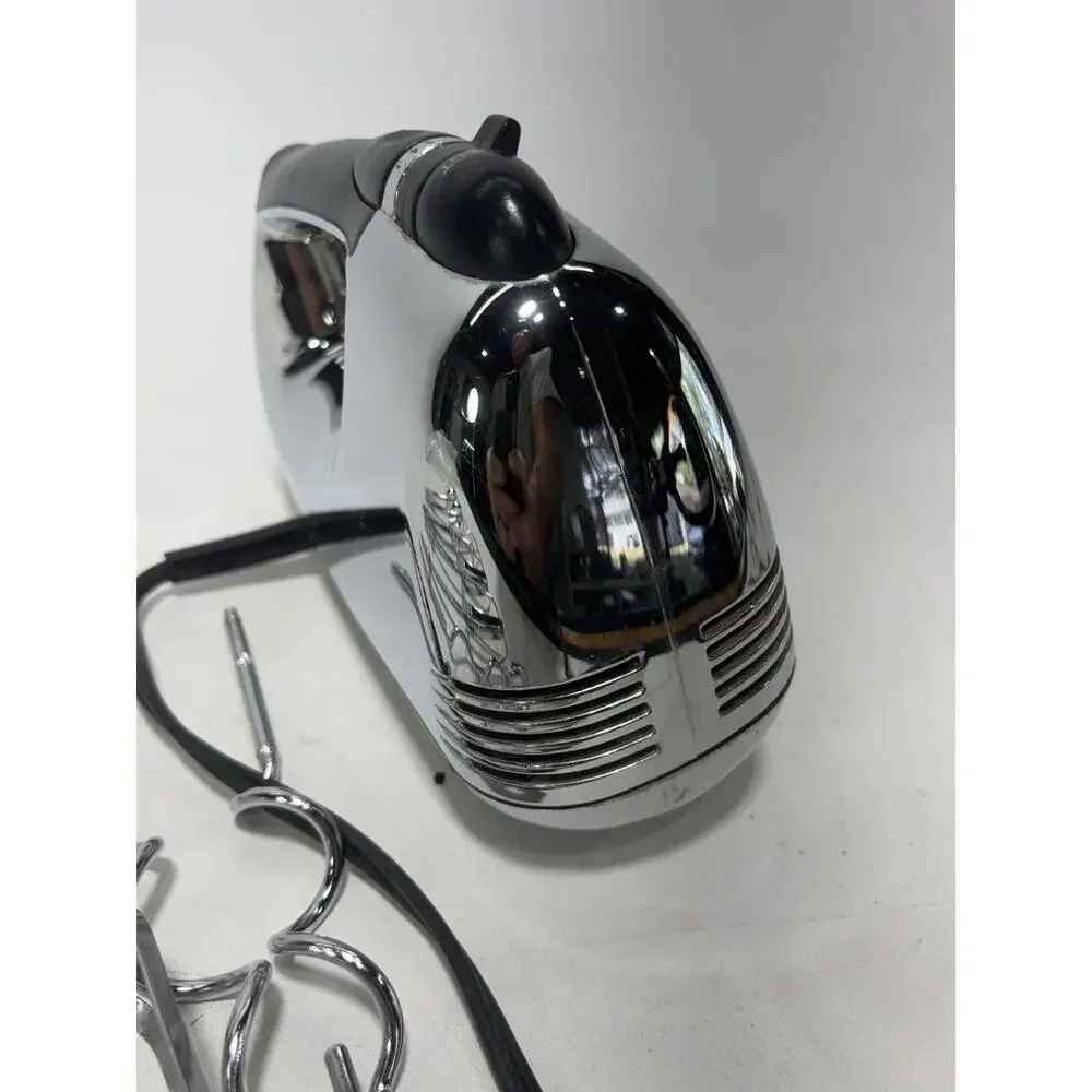 Chefmate Hand Mixer HM3000 200W Chrome w/ Attachments Beaters Dough Hooks